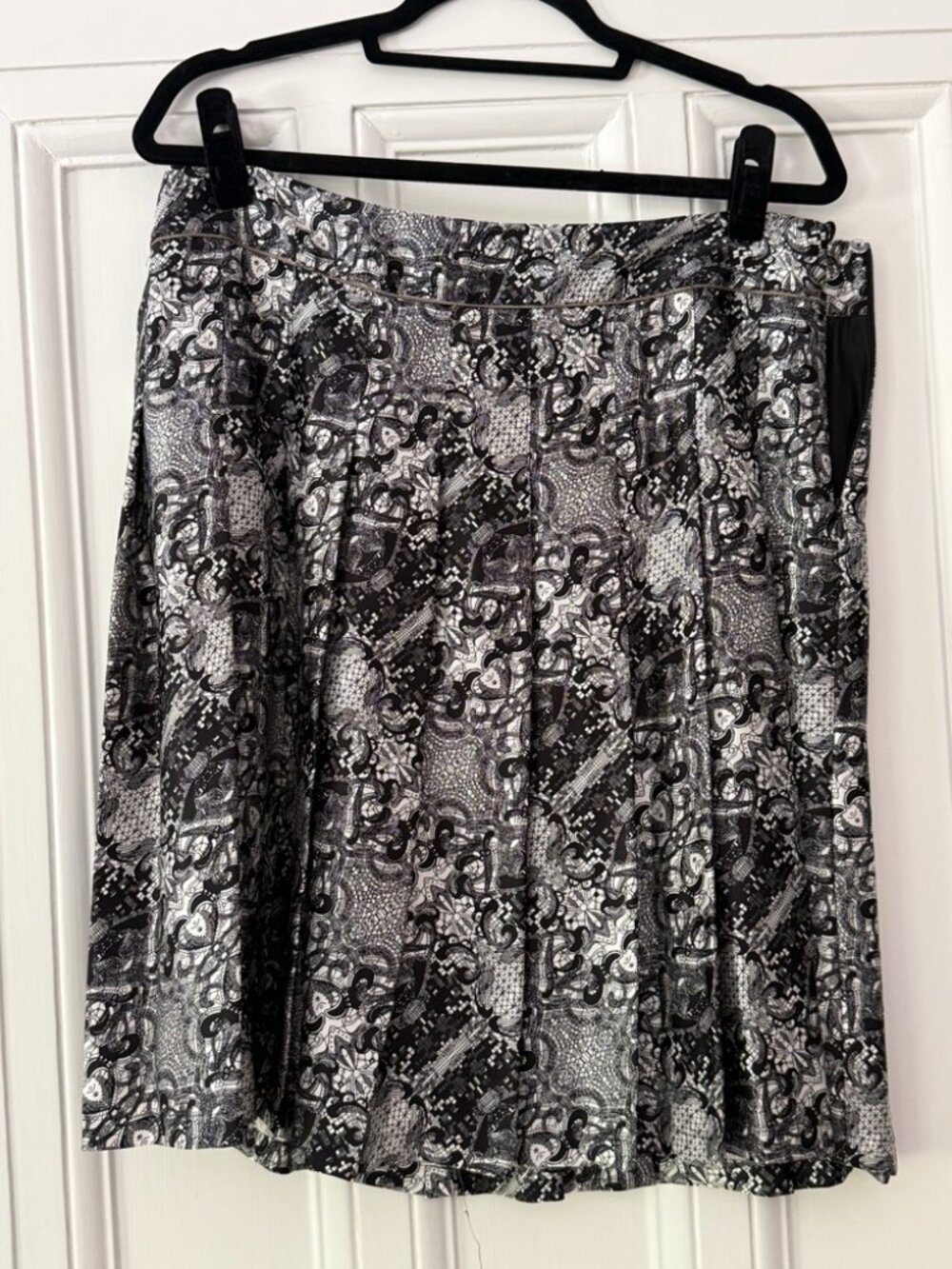 NWT Brooks Brothers 100% Silk Skirt